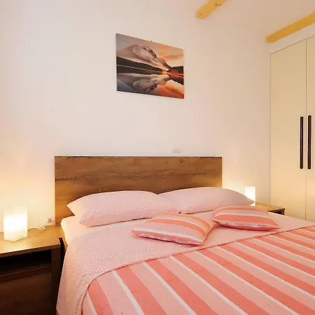 Sonja 1 Apartman Silo (Krk)