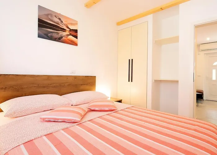 Διαμέρισμα Sonja 1 *